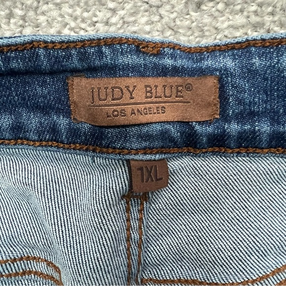 Judy Blue Shorts Womens 1XL Blue High Waist Cut Off Denim Jeans JB150176 - Picture 6 of 9
